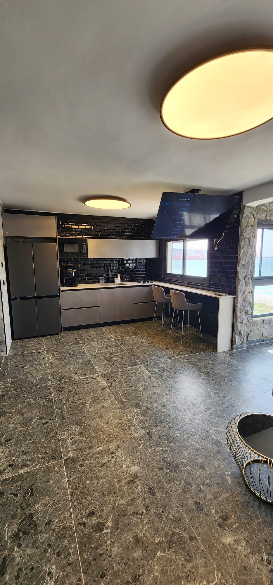 6183b2a3-551e-4eeb-8272-3bce8520a73a