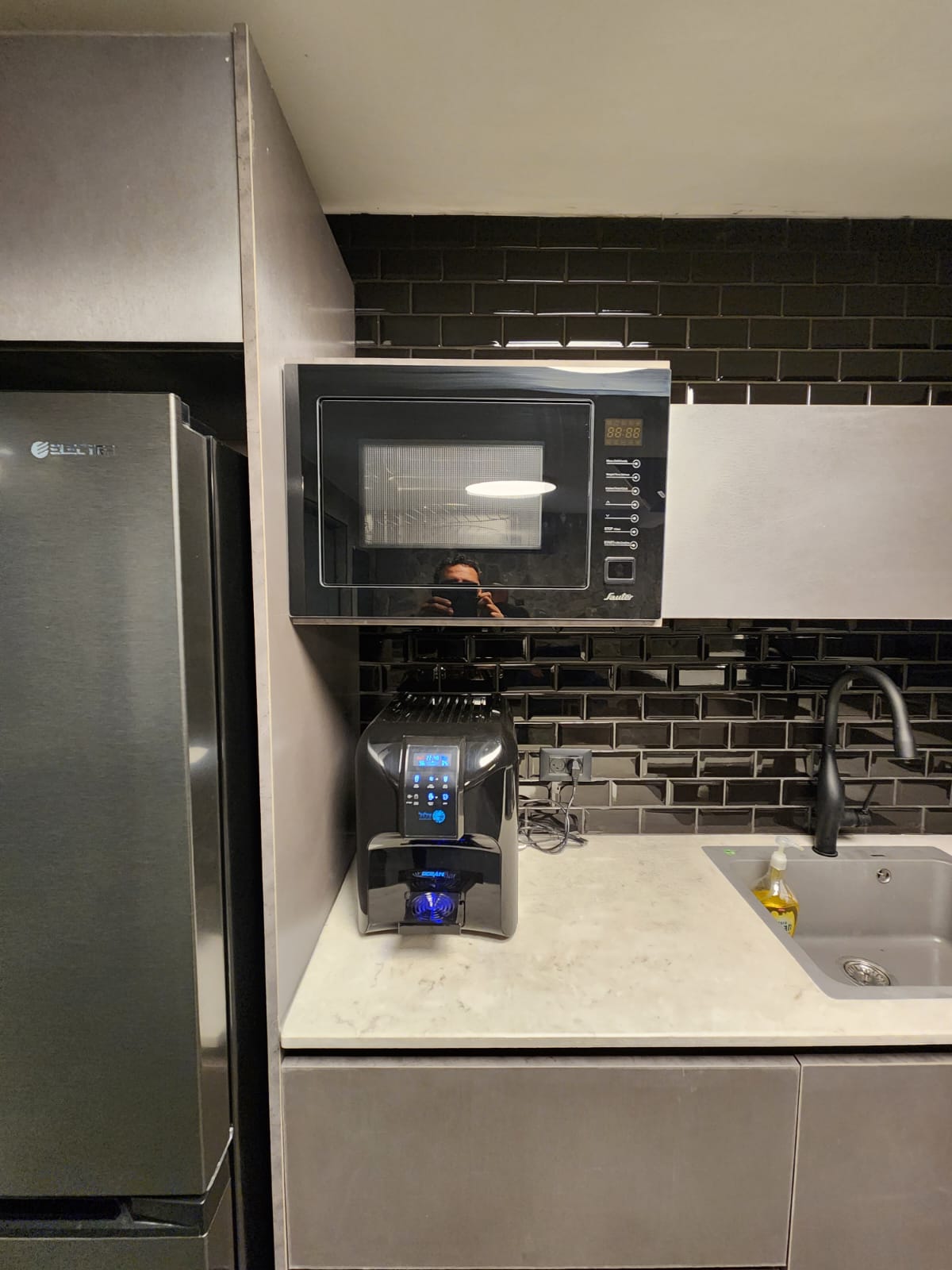 a3a148d9-9ab1-421f-967c-b973d0a06668