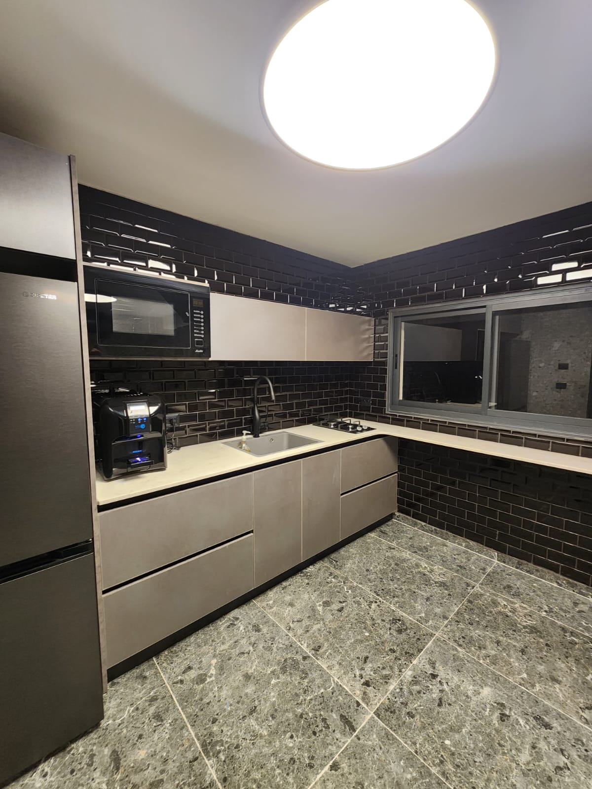 e0026fcb-0c52-4a73-a8fd-4cb022834d3e