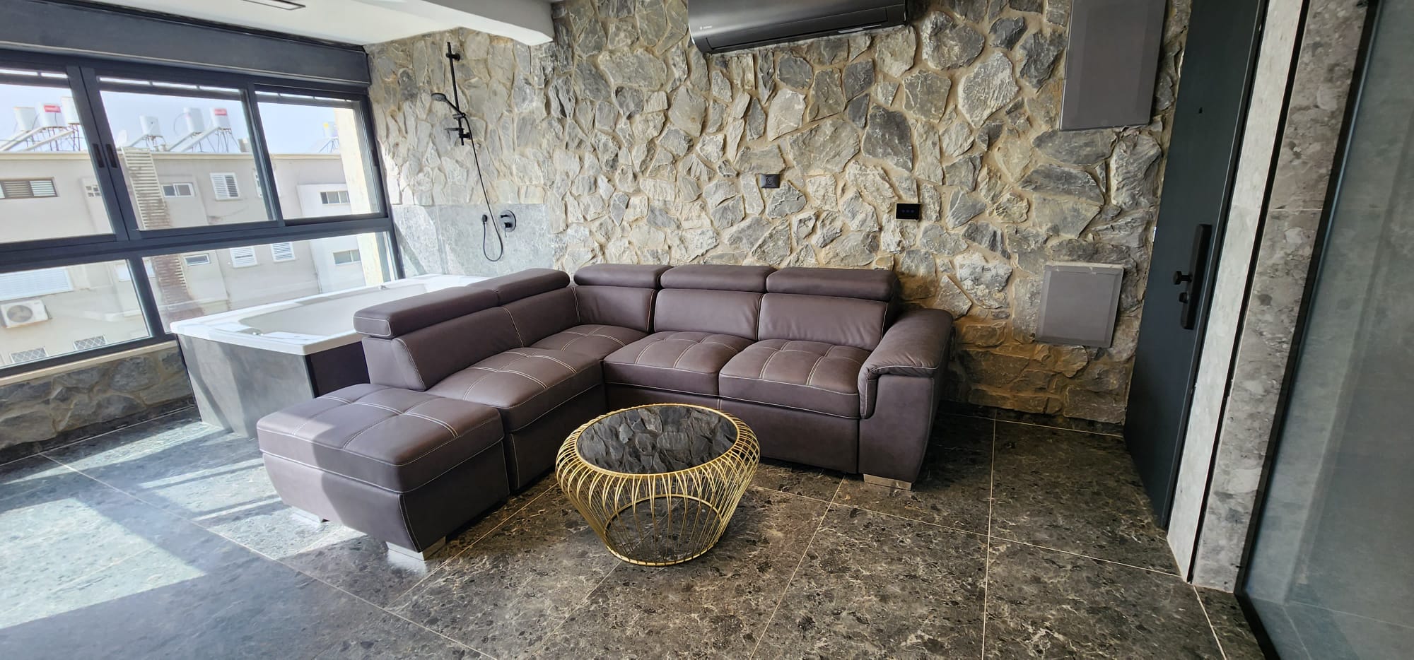 fe872520-ccb2-4ed9-96a2-5f5dd764df0d