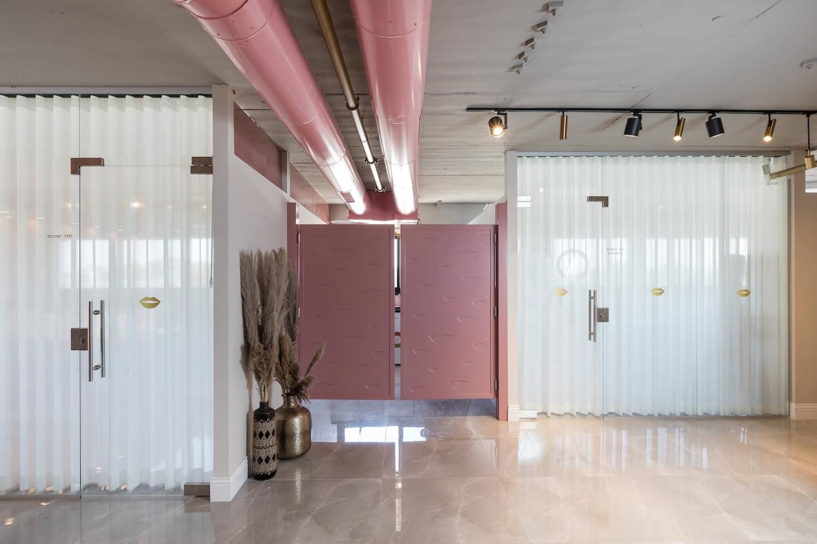 חדרי טיפולים