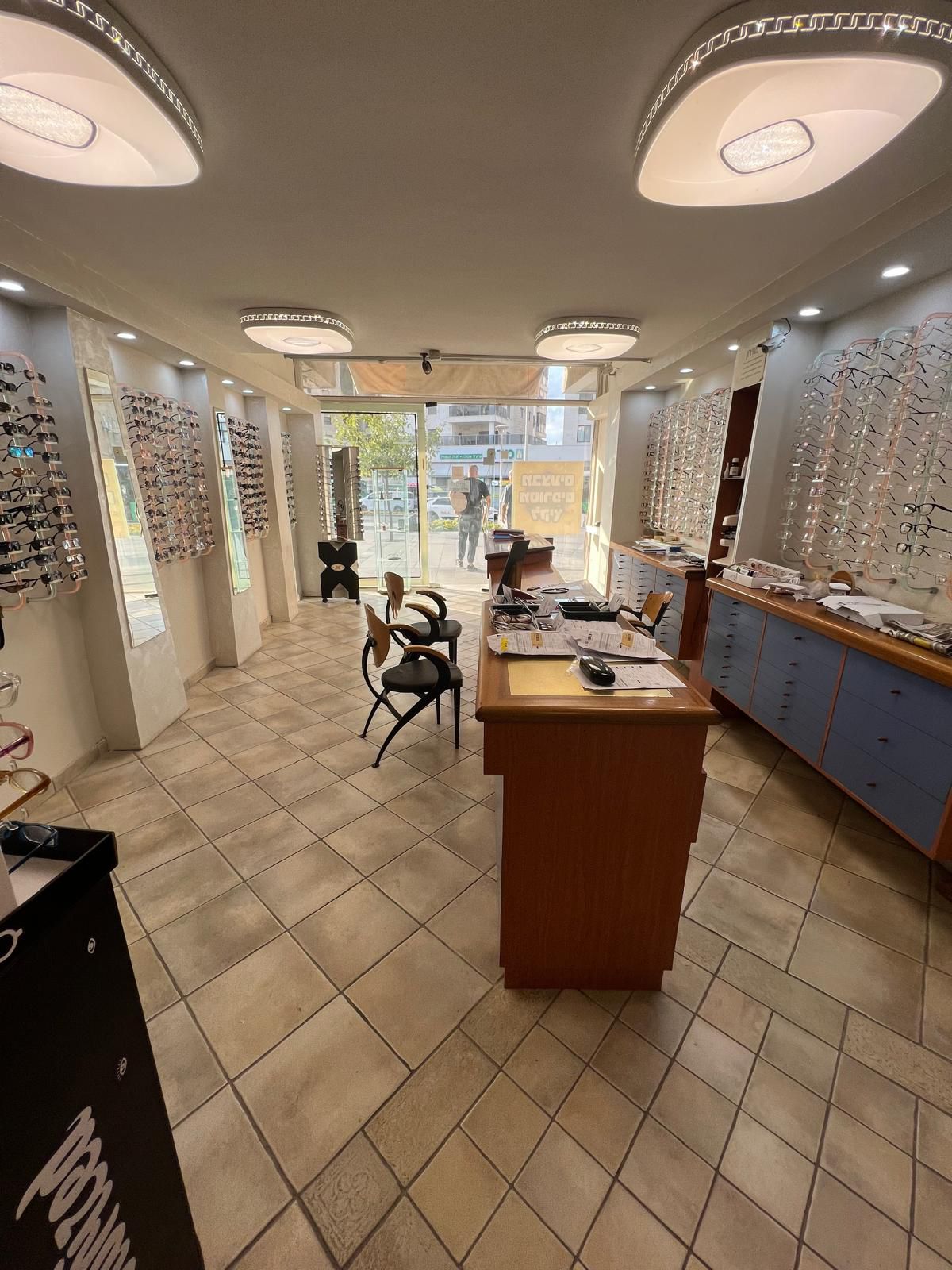 85E098E3-5F5A-4E05-B99A-99E137340012