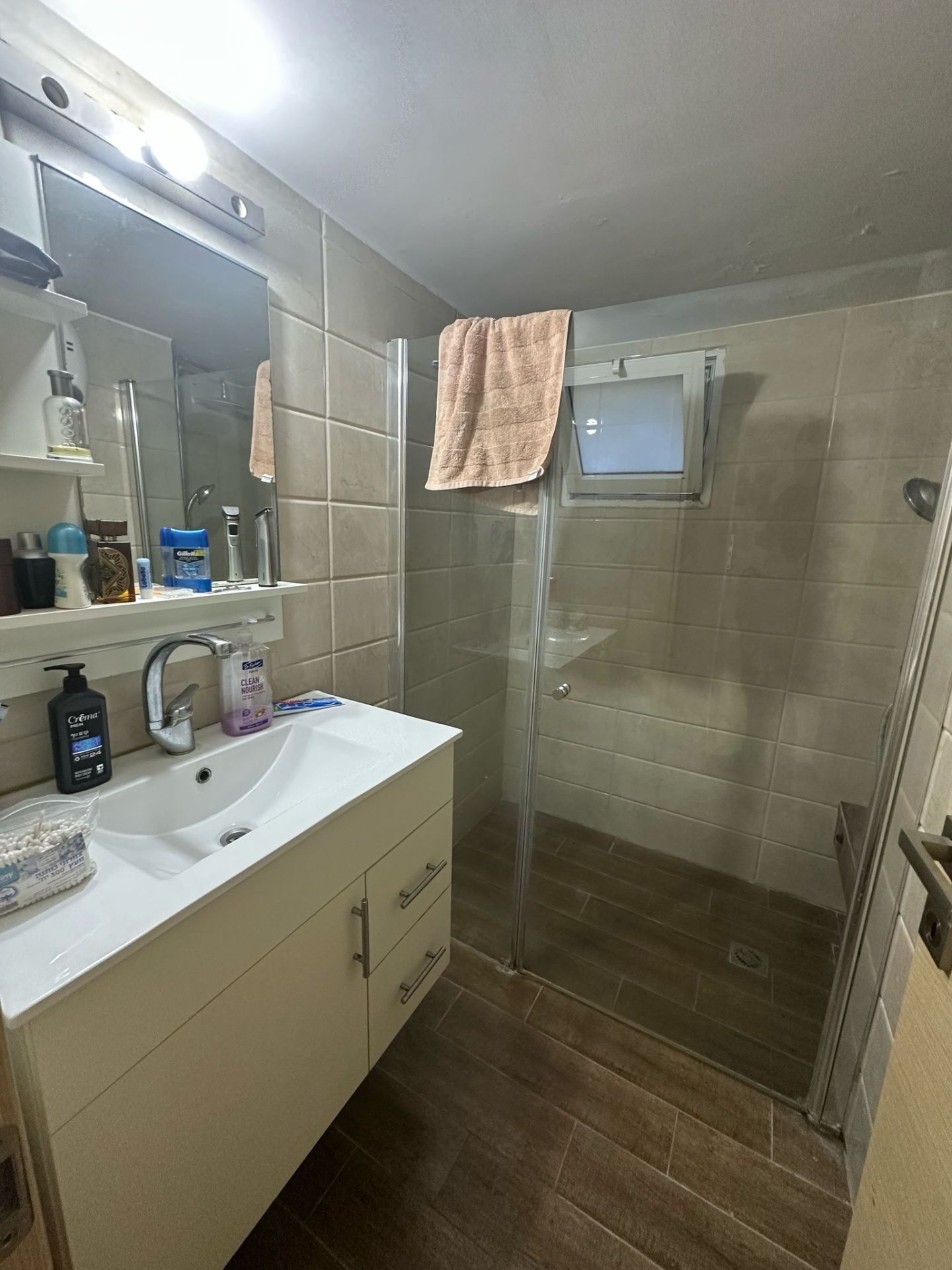 01d04805-01f9-4d63-be93-9bc25f2d3e10