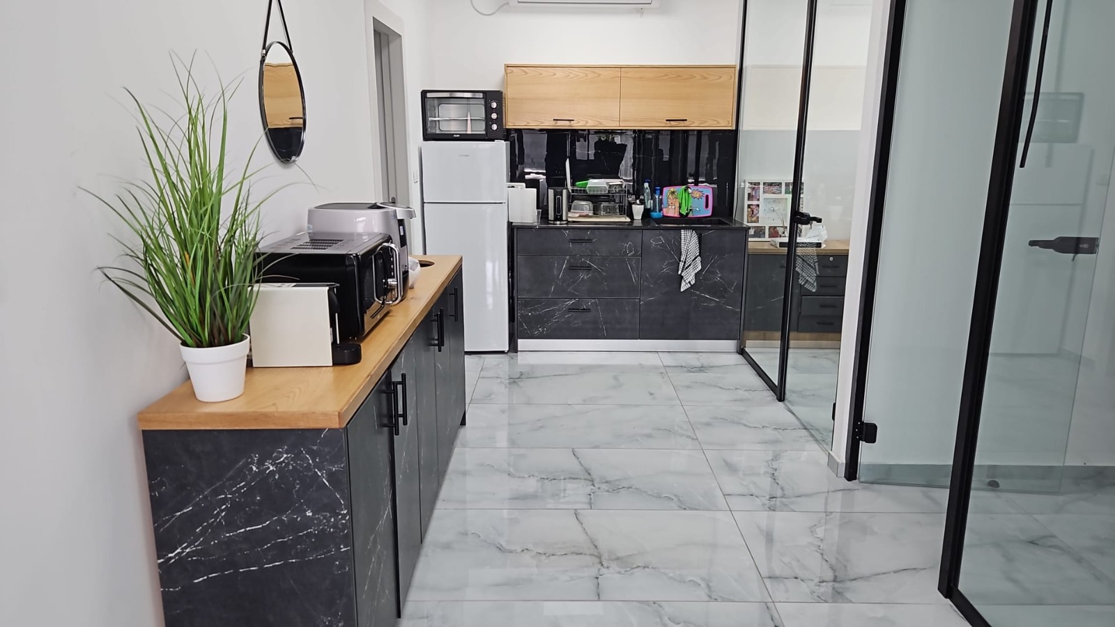 17723685-cf5a-4833-bd79-ab9e9a4d7342