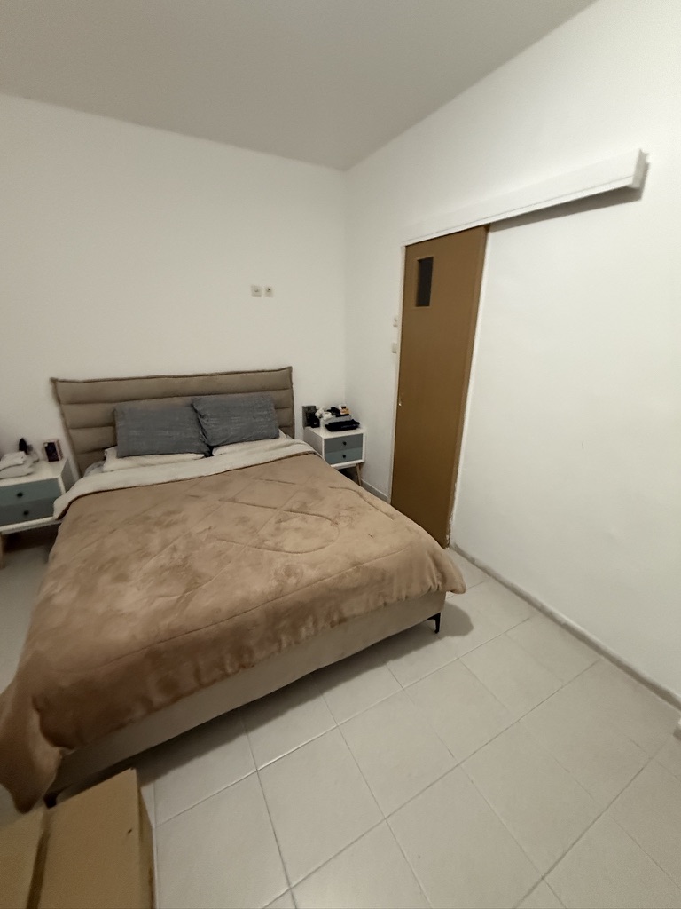 598823E4-EB5F-4E39-A178-88529DE6969F_1_105_c