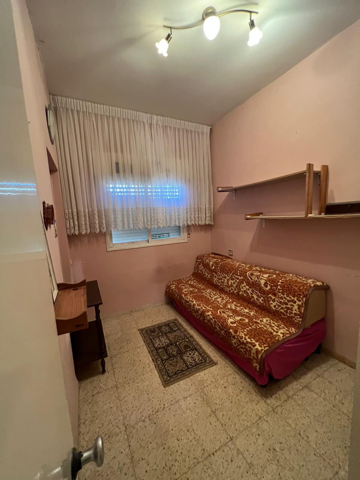 839B68B9-5626-40BA-AAB9-188EECC4E2AE