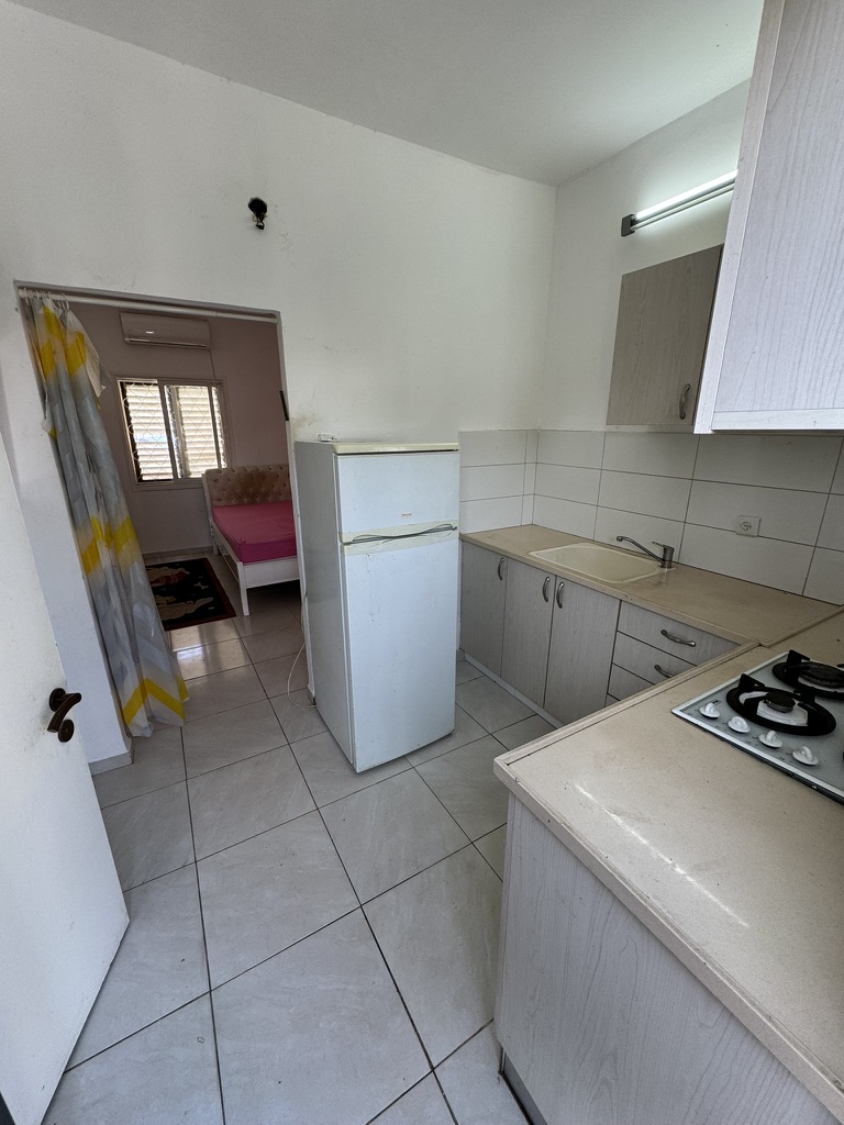 C87AFEF4-71CC-4694-93C7-76D20F9C758C_1_105_c