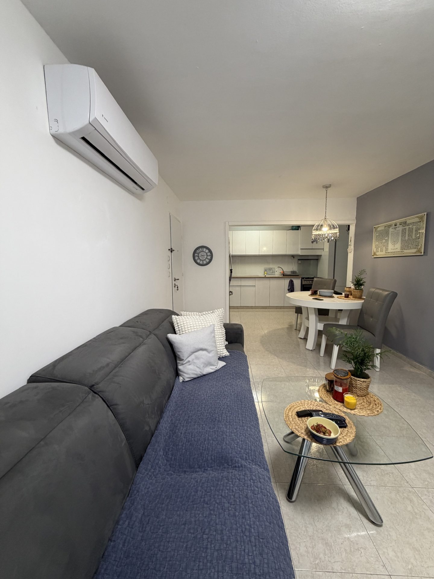 E545A147-28A3-4B58-873C-979DE90E76ED_1_102_o