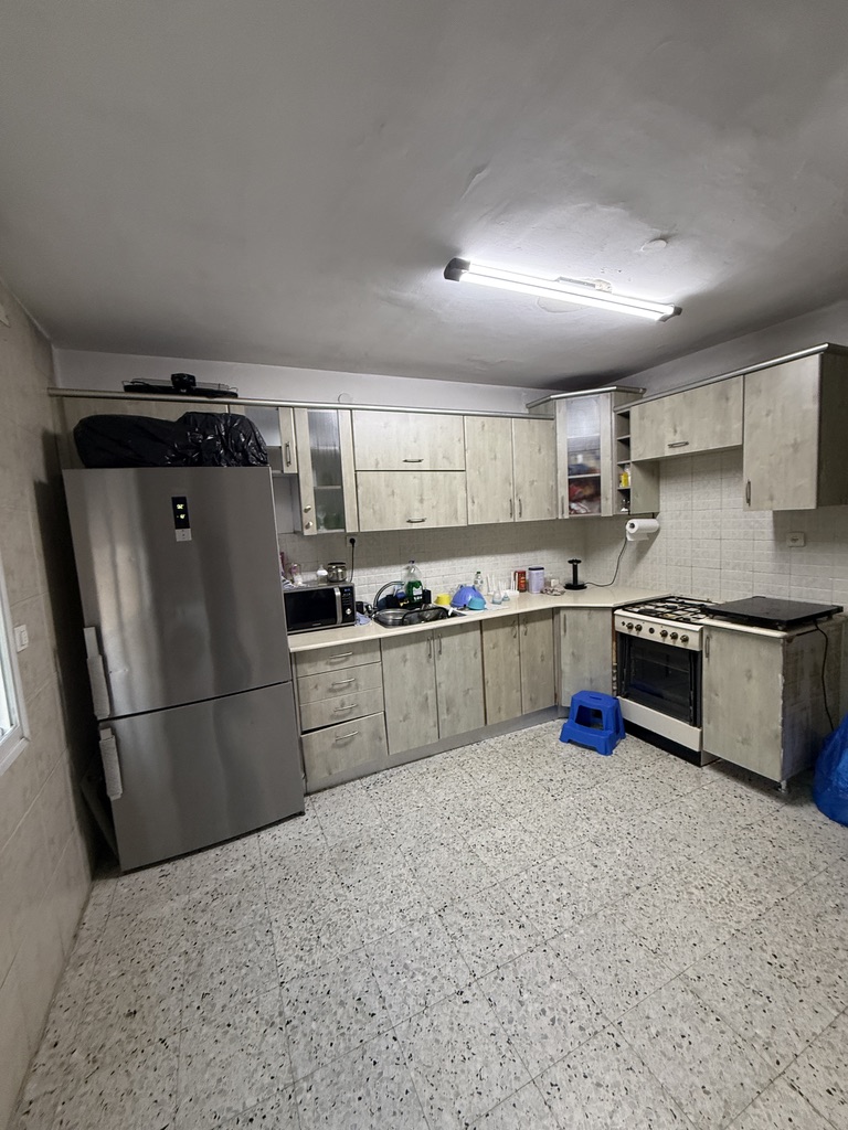 FB977544-0D0C-4803-AECA-44A27DF6FCCB_1_105_c