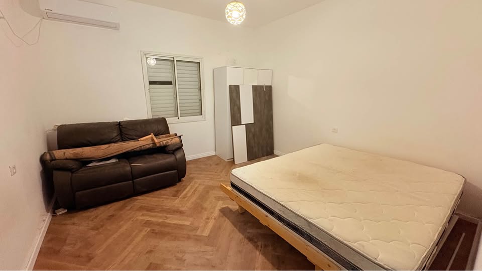 584754490_1986662841896390_7932239147347202469_n