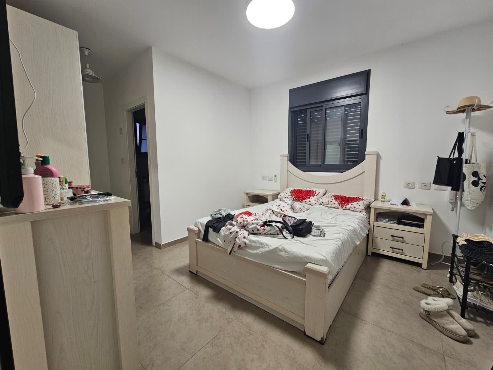 76673ef4-459a-4809-b7a3-e405902efe36