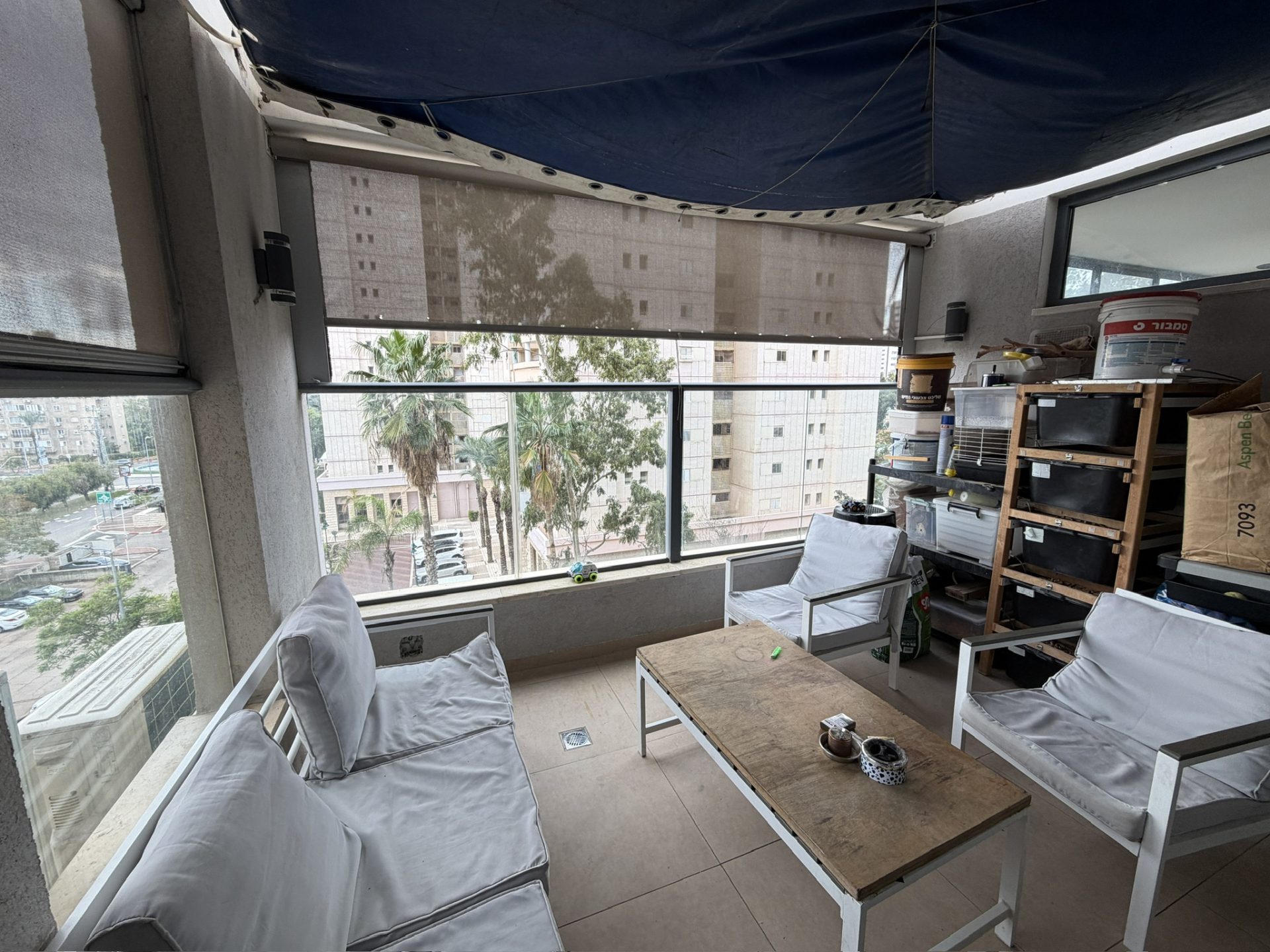 F12EF77C-74BB-4DE8-A5A6-1AF4D8526F56_1_102_o