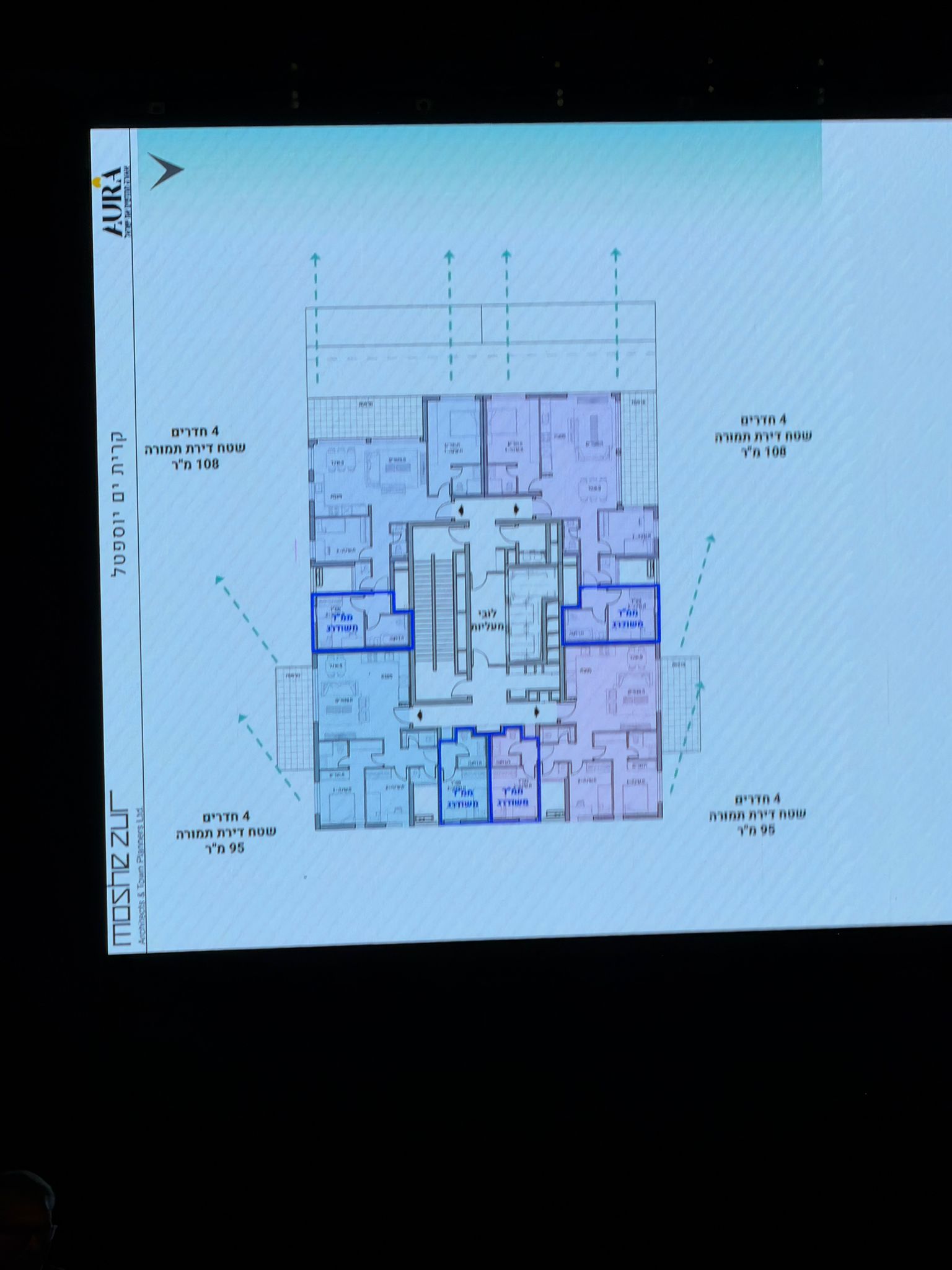 01C60D4C-629A-4B20-9B9A-112868CE15FF