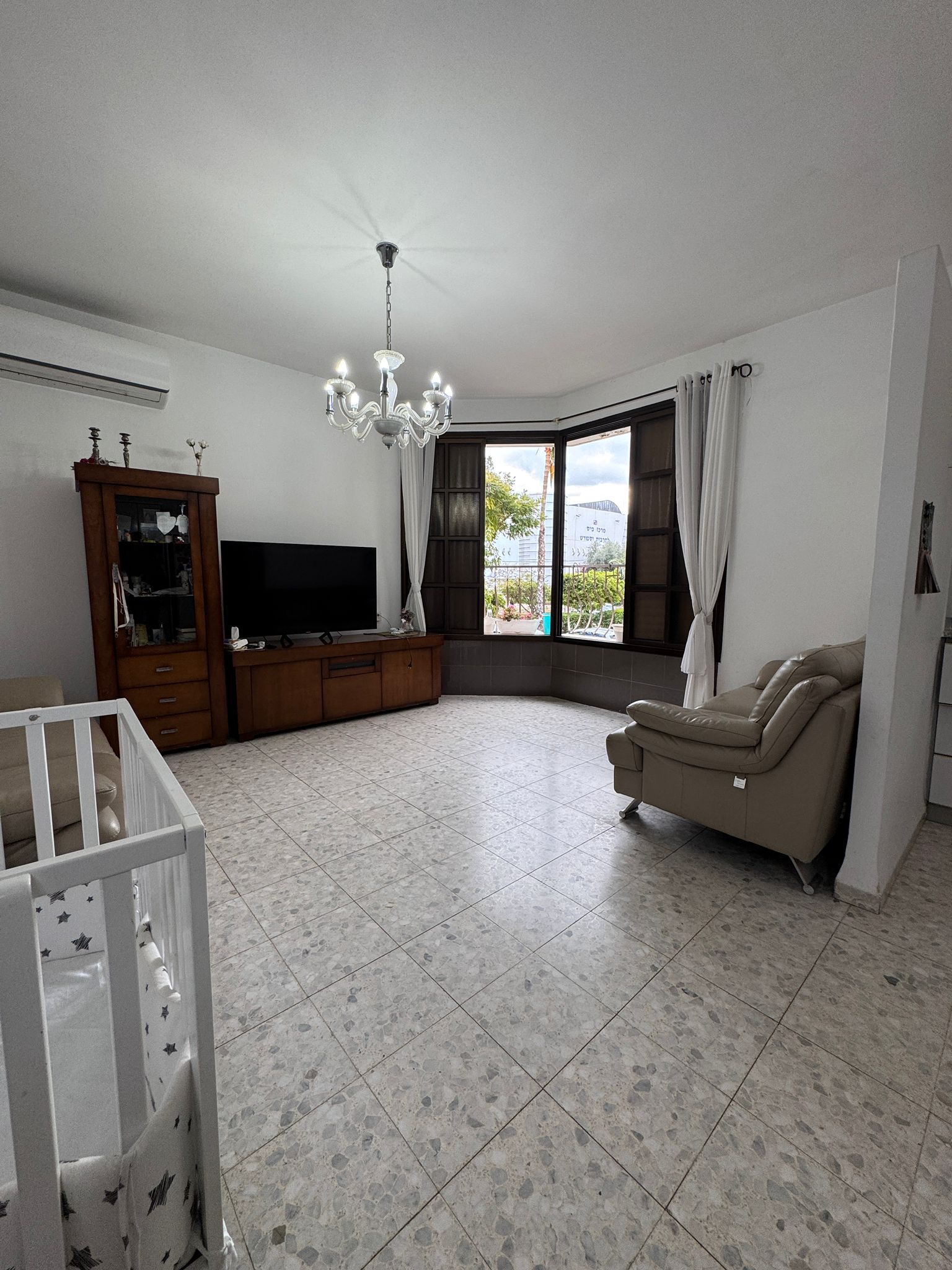 D861321F-4036-4BE8-A8AF-020F4BCD8E46