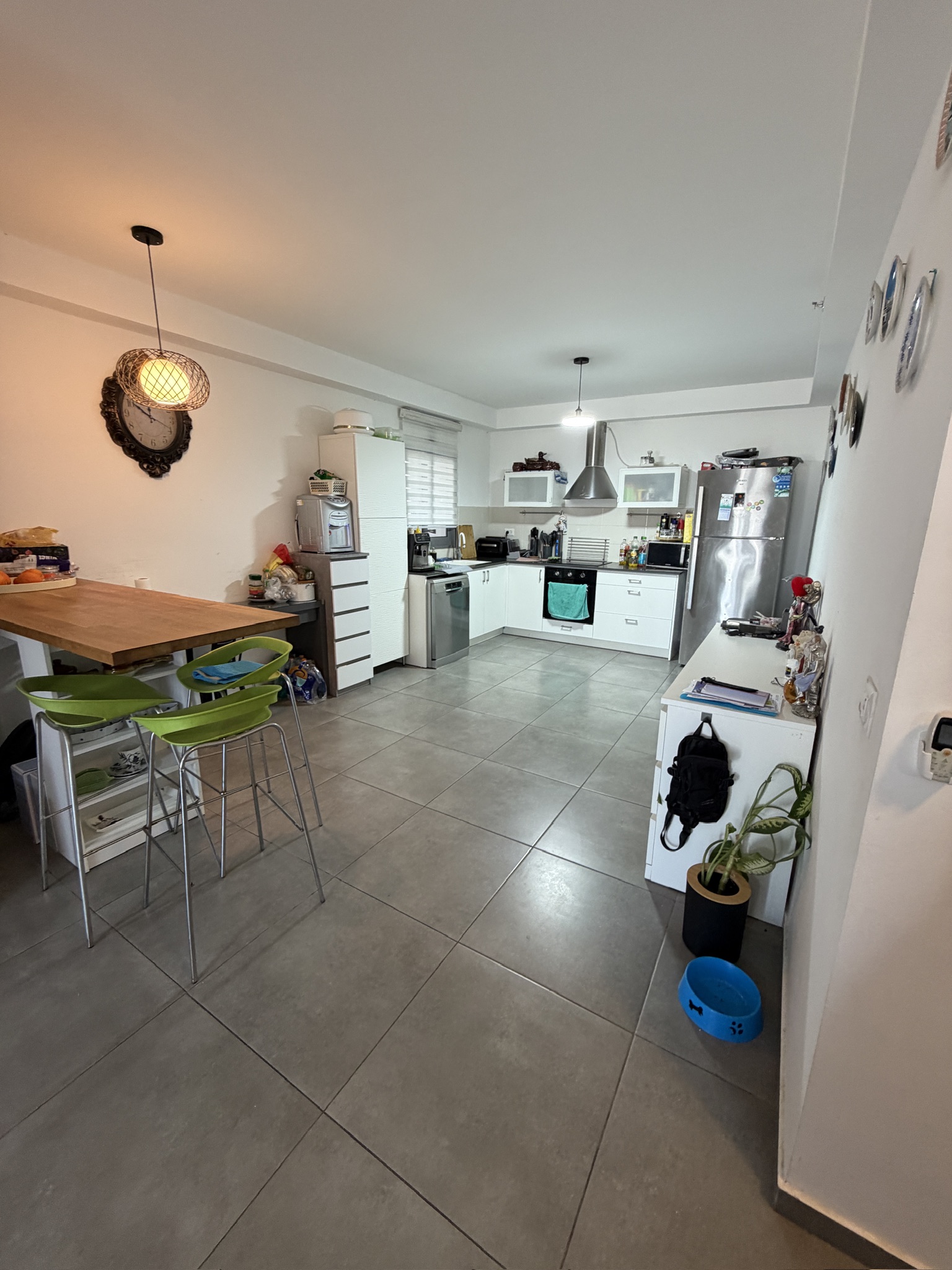 81C3DDA6-1C04-4E65-A6F4-0C192DFFC168_1_102_o