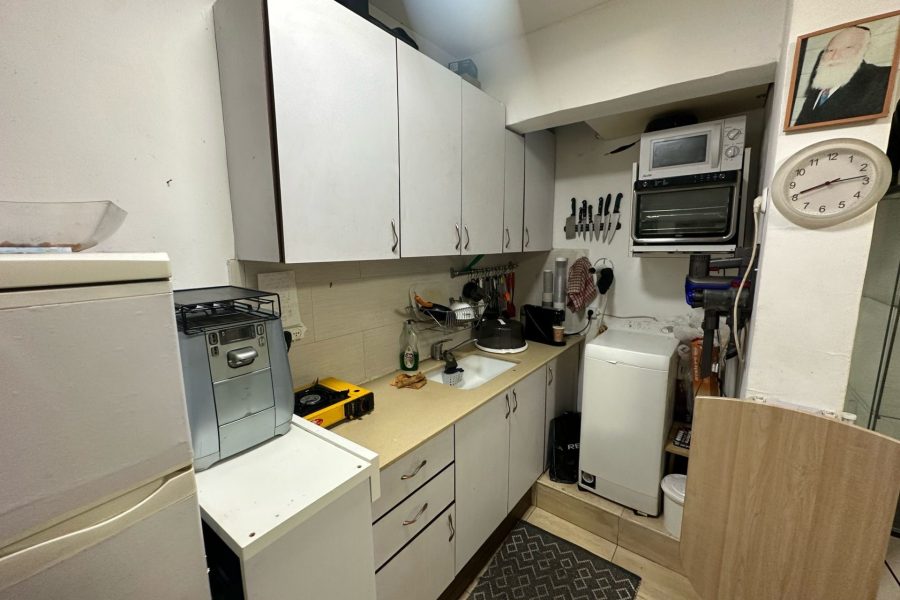 0fae04ef-9da1-47fe-be27-51373bc07dc3