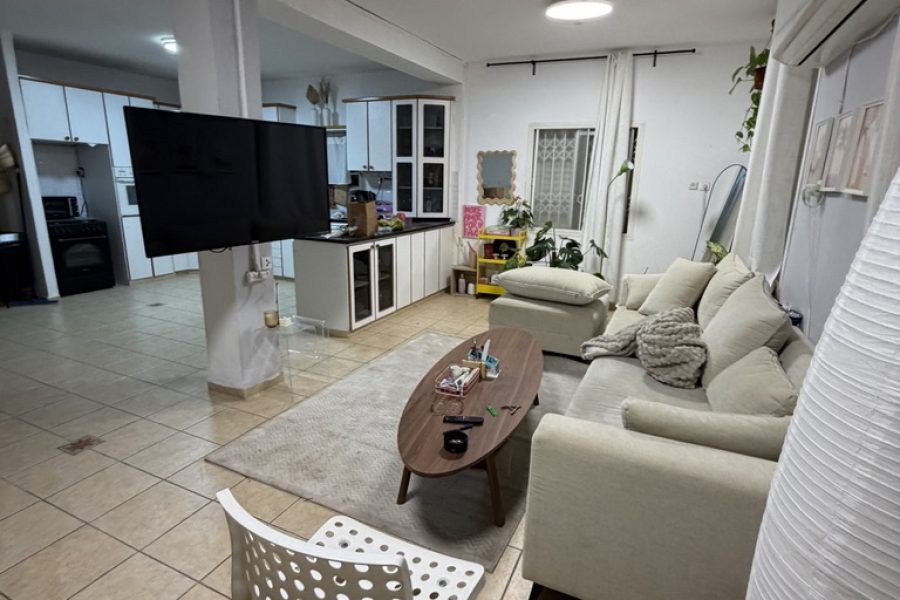 15307626-B818-4F84-8AC5-67AE70E1B456_1_105_c