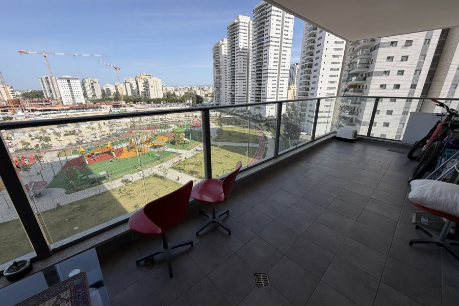 2453FF73-4DAB-4801-92A4-B9ADA8F40ADB_1_102_o