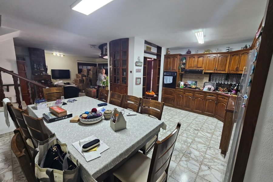 5BC09190-ECE6-48D5-9DA7-FEB6803751FE