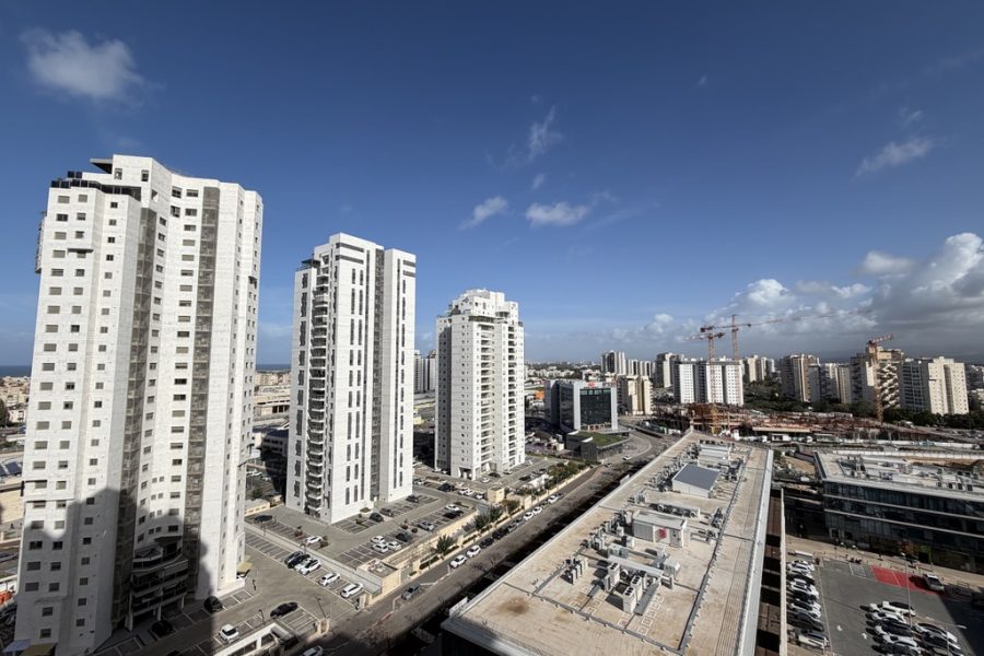 974DCE21-854E-4AF4-BD72-91715E6901D7_1_105_c