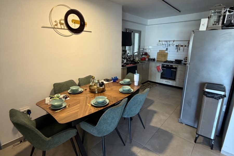 E0110214-EAE4-4264-8994-7529CD16C755_1_105_c