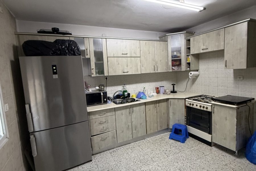 FB977544-0D0C-4803-AECA-44A27DF6FCCB_1_105_c