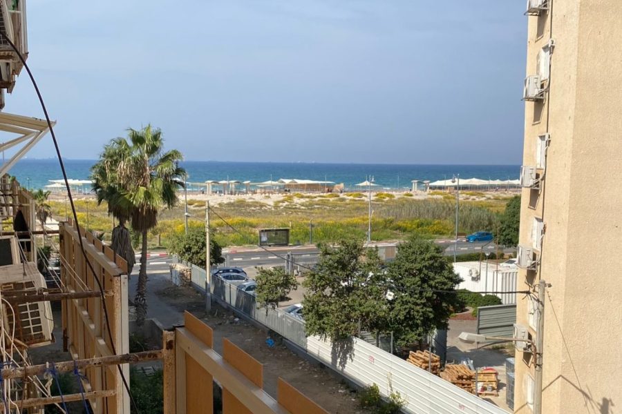 a235eba8-ae85-4942-bbe9-7fd4874233c5